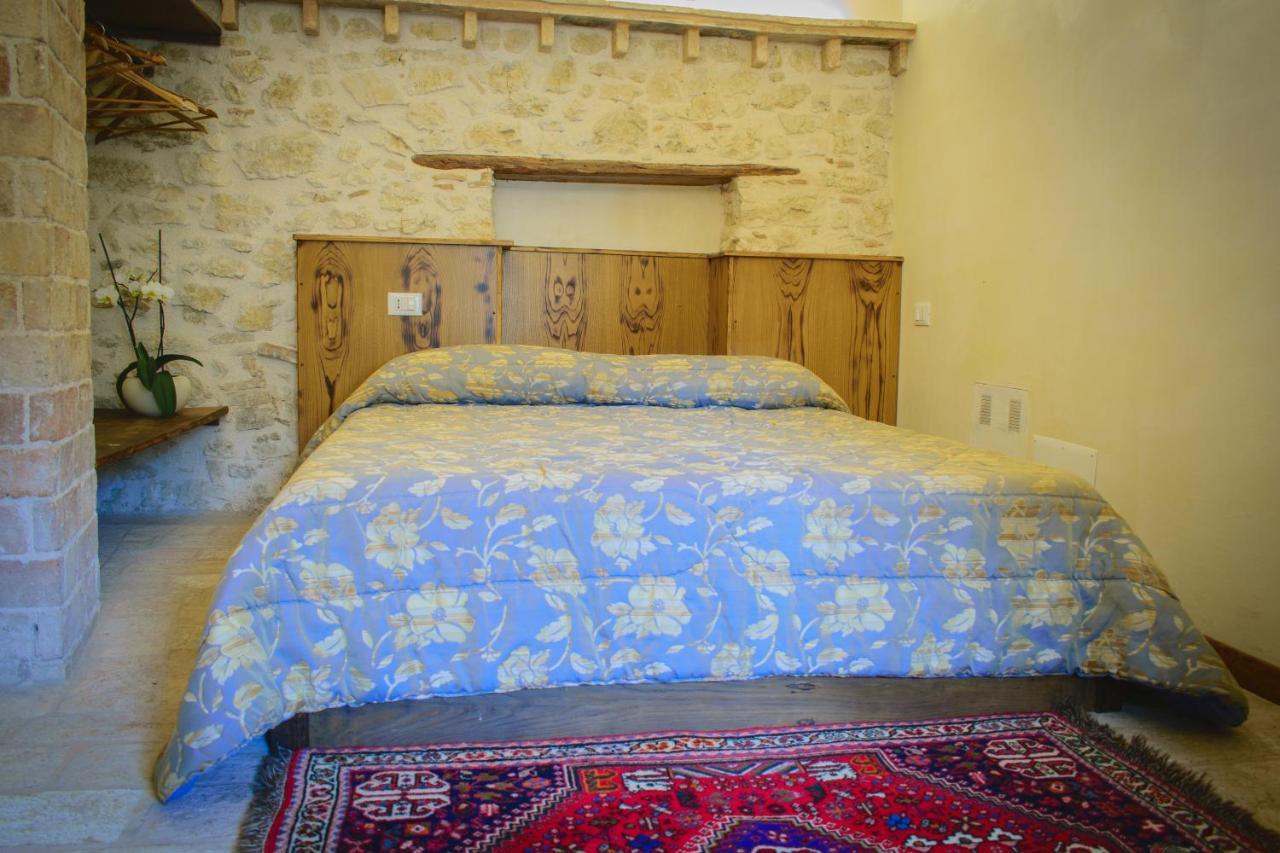الشقق الفندقية Arroneفي  Borgo San Valentino المظهر الخارجي الصورة