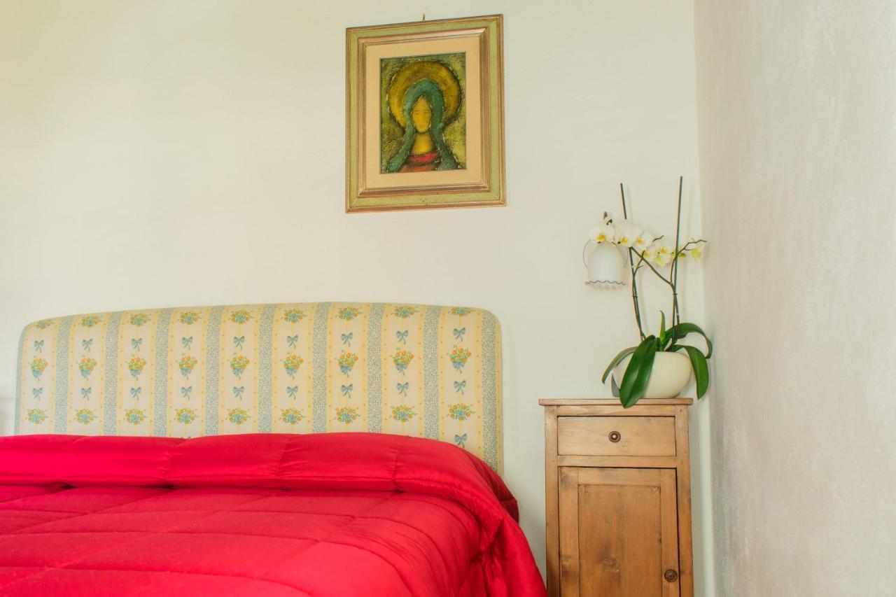 الشقق الفندقية Arroneفي  Borgo San Valentino المظهر الخارجي الصورة