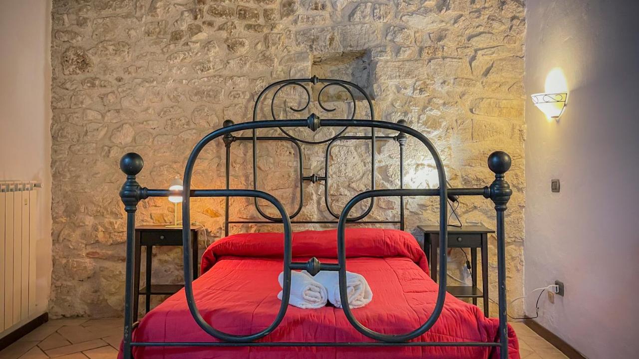 الشقق الفندقية Arroneفي  Borgo San Valentino المظهر الخارجي الصورة