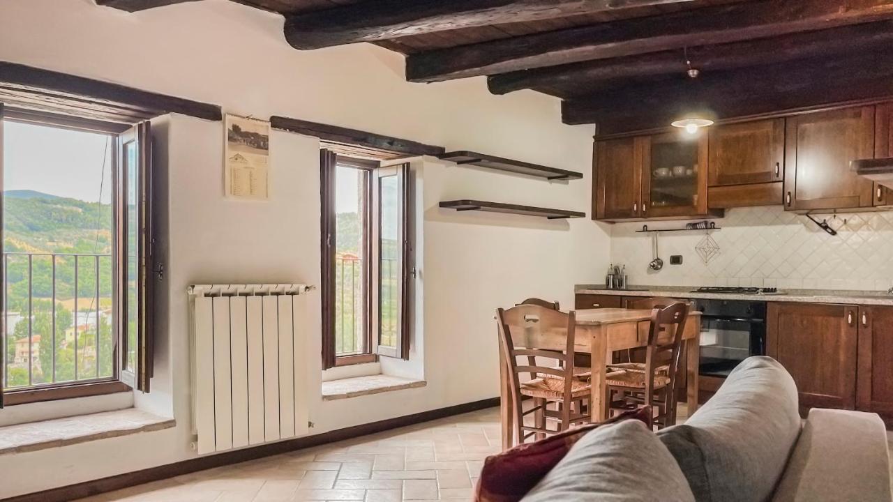 الشقق الفندقية Arroneفي  Borgo San Valentino المظهر الخارجي الصورة