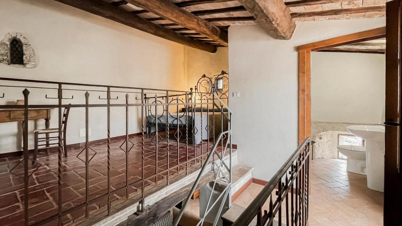 الشقق الفندقية Arroneفي  Borgo San Valentino المظهر الخارجي الصورة