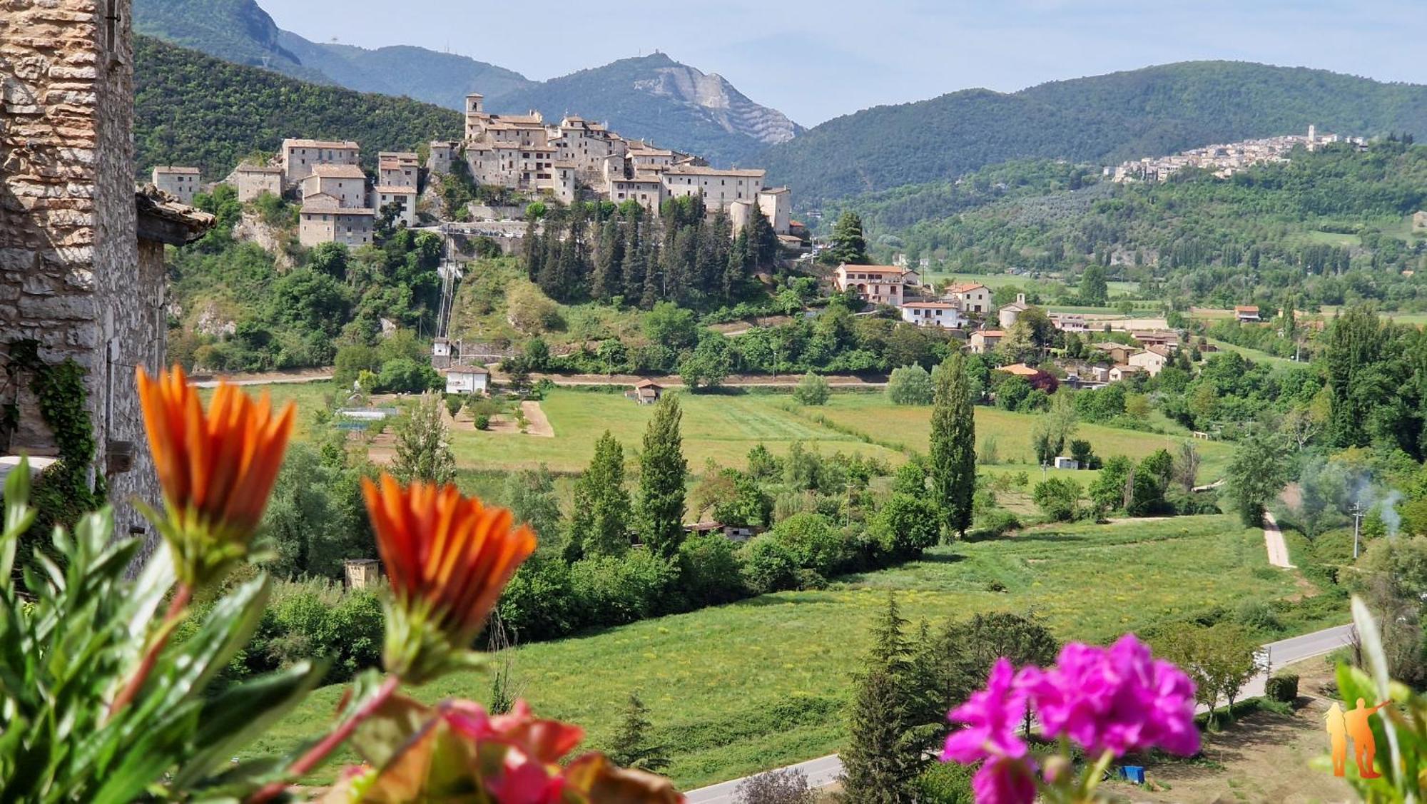 الشقق الفندقية Arroneفي  Borgo San Valentino المظهر الخارجي الصورة